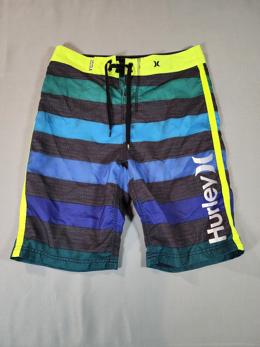 Hurley Men’s Blue Stripe Neon Trim Boardshorts